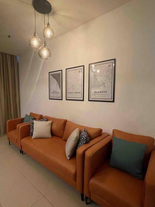 Pangsapuri New Arcoris Mont Kiara Huge Balcony For 8 Pax 2 Bedroom -garden- Kuala Lumpur