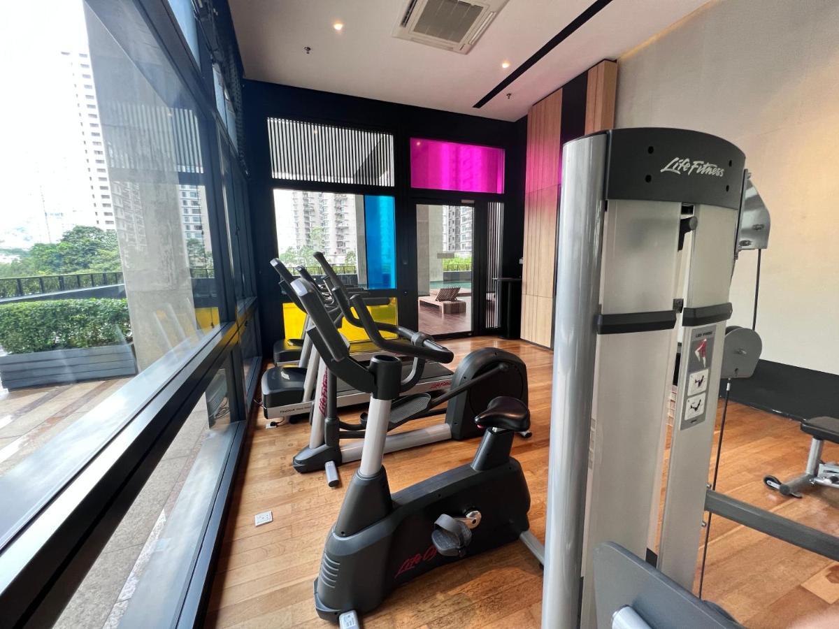 New Arcoris Mont Kiara Huge Balcony For 8 Pax 2 Bedroom -garden- Pangsapuri *